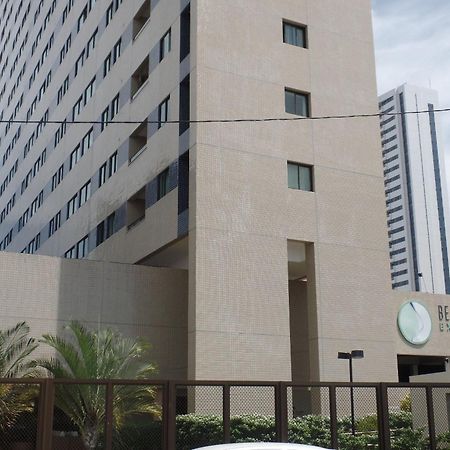 Flat Ao Lado Do Rio Mar No Edf Beach Class Excelsior Por Yolo Recife Kültér fotó